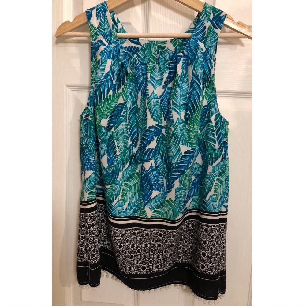Rafaella Weekend • M • Tank w/Pom-Pom Fringe Hem